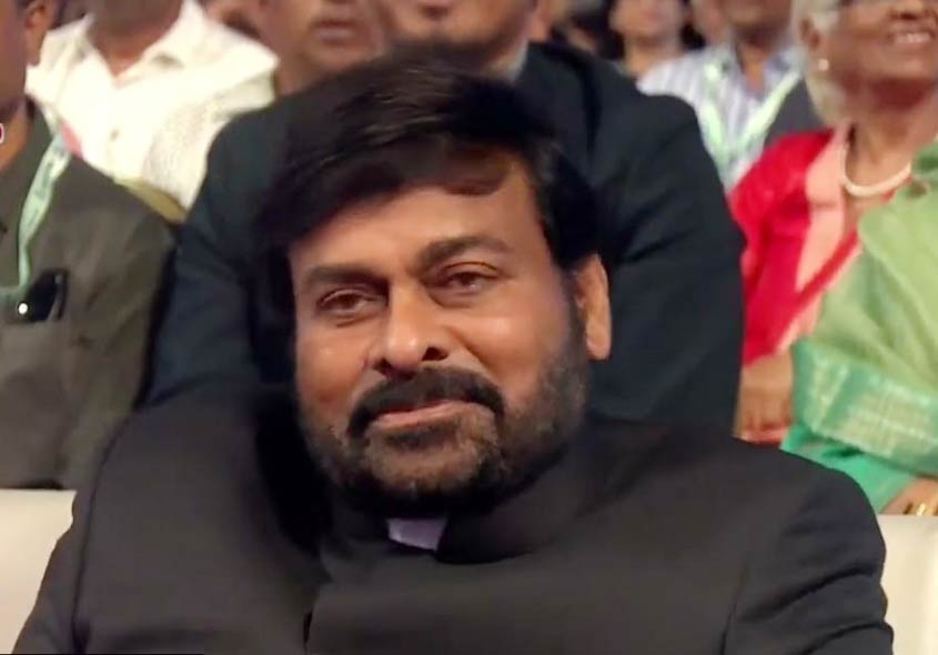 megastar chiranjeevi,indian film personality of the year award  యంగ్ హీరోలపై చిరు సెన్సేషనల్ కామెంట్స్