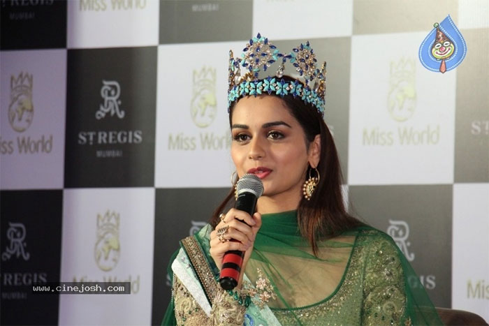 manushi chillar,miss world,aamir khan,bollywood,likes  ప్రపంచ సుందరి కన్ను బాలీవుడ్ పై!