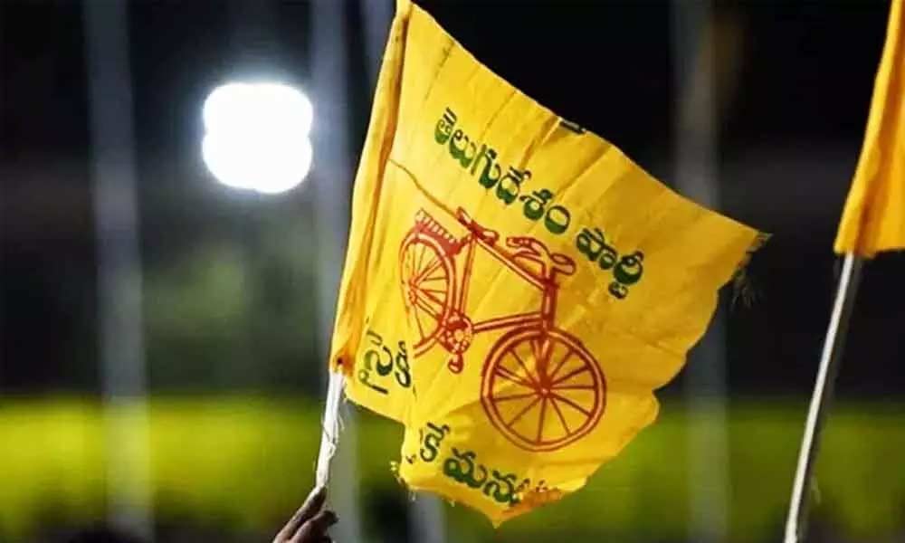 tdp  TDP ముగ్గురు సిట్టింగ్ ఎంపీలదీ తలోదారి