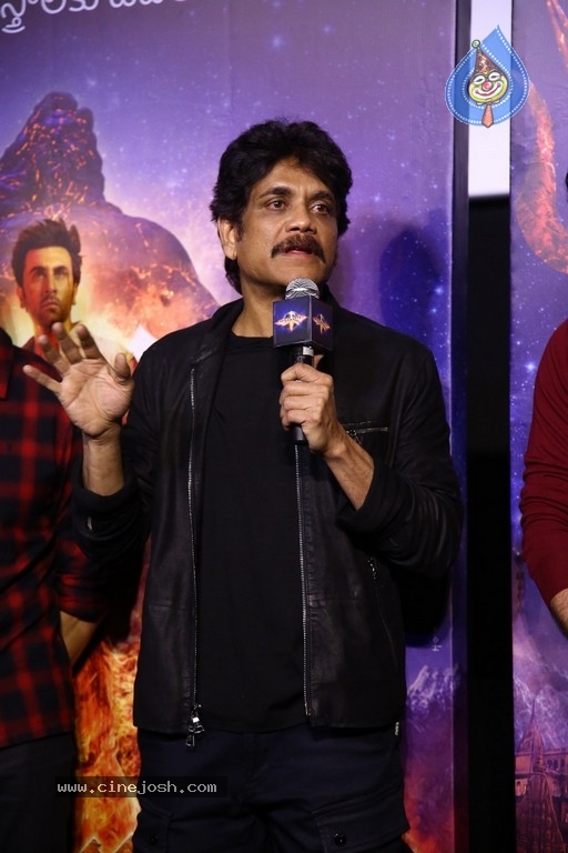 nagarjuna,brahmastra movie press meet,brahmastra movie,nagarjuna,rajamouli,ranabeer kapoor,alia bhatta  నాగార్జున కి కోపం వచ్చింది