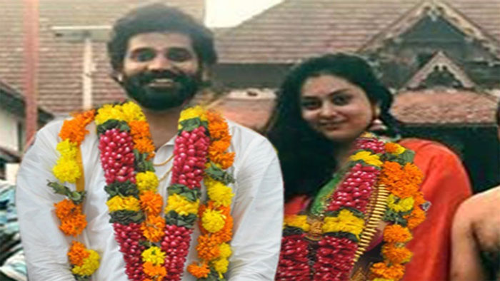 namitha,marriage,veer,love  మొత్తానికి బకరాని చేసినట్లుంది! 