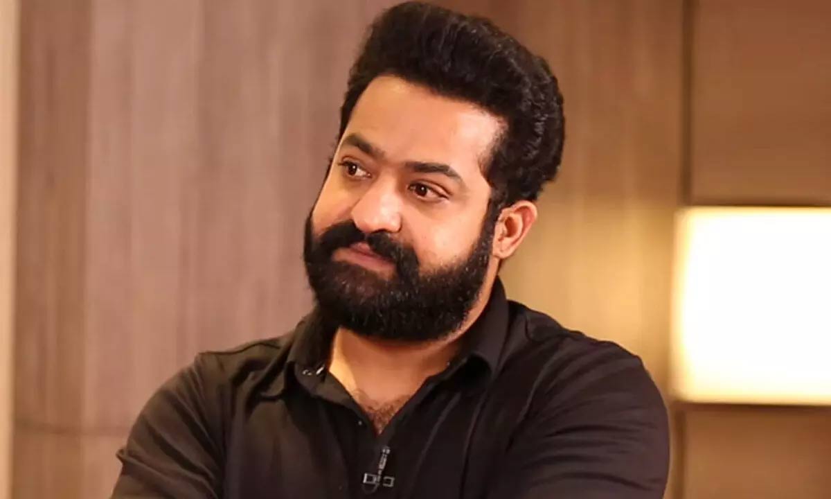 jr ntr  మావాడివే కానీ.. మాలో ఒకడివి కాలేవ్!