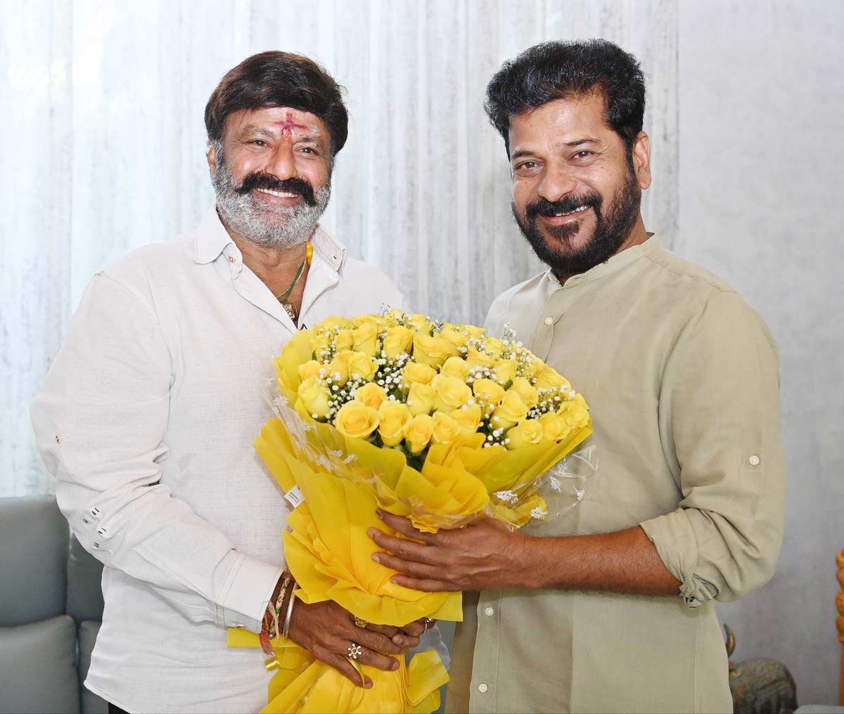 nandamuri balakrishna  రేవంత్ రెడ్డి ని మీటయిన బాలయ్య 