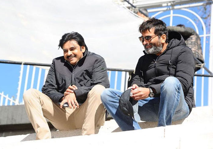 agnathavasi,trivikram srinivas,punches,largo winch,pawan kalyan  ఫ్లాప్‌ చిత్రం ఎక్కడైనా ఫ్లాపే! రాస్కోరా సాంబ!!