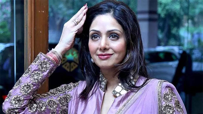 sridevi,twist,head injury,dubai,boney kapoor,bath tub  శ్రీదేవి తలకు గాయం.. ఎలా అయ్యింది?