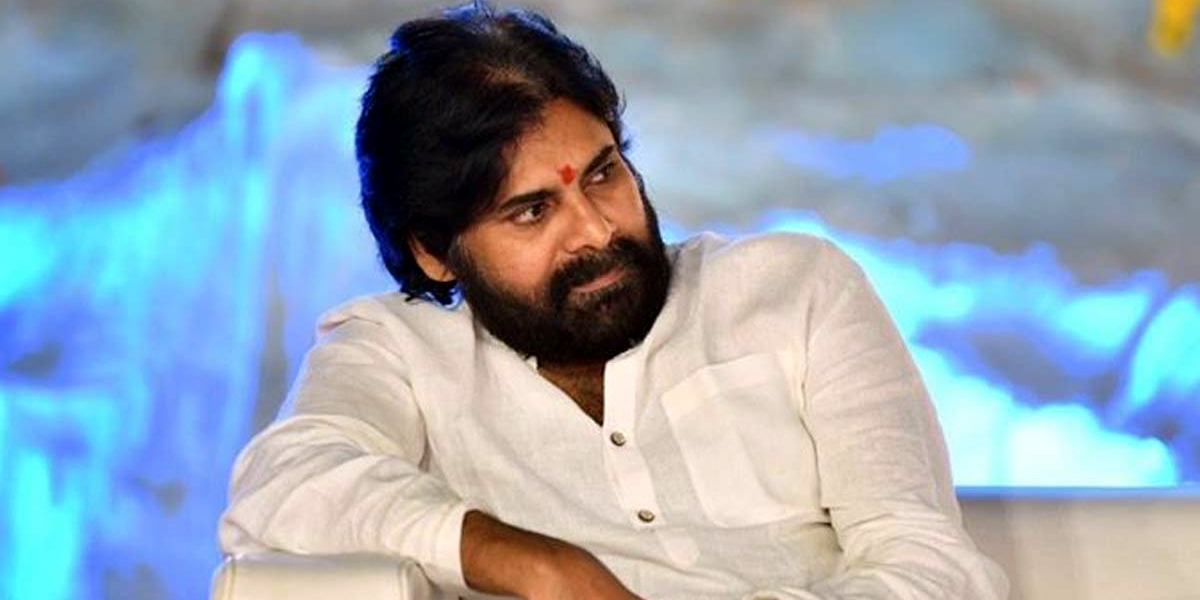 pawan kalyan,janasena,pawan movies,krish,vakeelsab  పవన్ కళ్యాణ్ అడ్డంగా ఇరుక్కున్నట్టే..!!