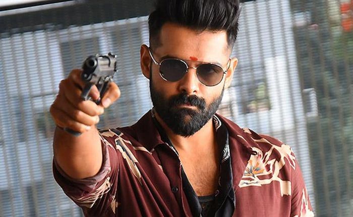 tollywood,ram pothineni,mass masala,mass fans  హీరో రామ్ ట్రాక్ తప్పాడా!?