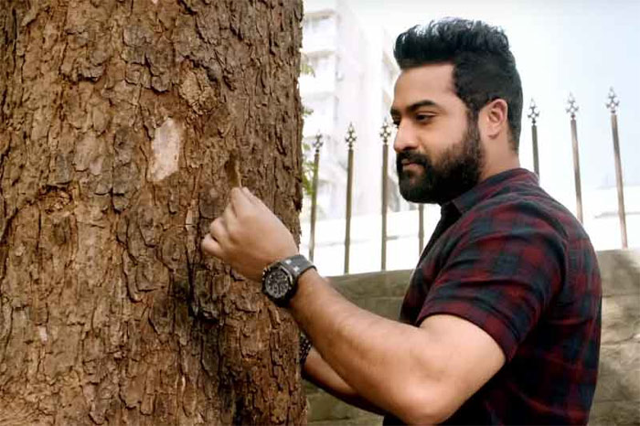 jr ntr,nandi award,janatha garage,nannaku prematho,bahubali,controversy  ఎన్టీఆర్‌ ఎంపికపైనే ఏ రచ్చా లేదు!  