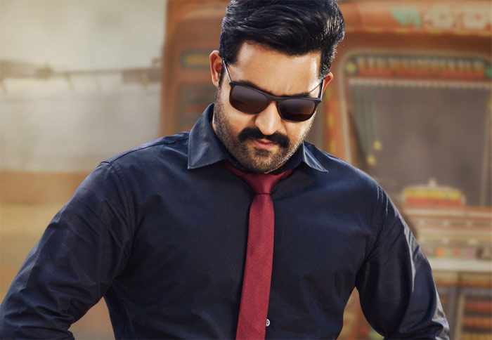 bigg boss,jr ntr,pune,hyderabad,star maa  ఎన్టీఆర్ కష్టం గుర్తించి..మార్చేస్తున్నారు..!