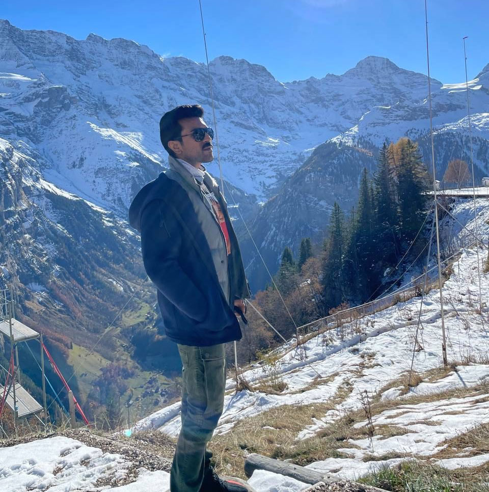 ram charan,ntr,rrr heroes,rc 15,ram charan takes off to switzerland,paris  ఎన్టీఆర్ ఫినిష్ చేస్తే.. రామ్ చరణ్ స్టార్ట్ చేసాడు 