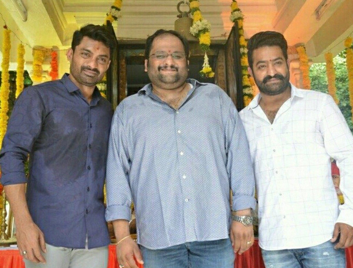 producer mahesh koneru,mahesh koneru passed away,pro producer mahesh koneru passed away,ntr,kalyan ram  మాటలు రావడం లేదన్న ఎన్టీఆర్