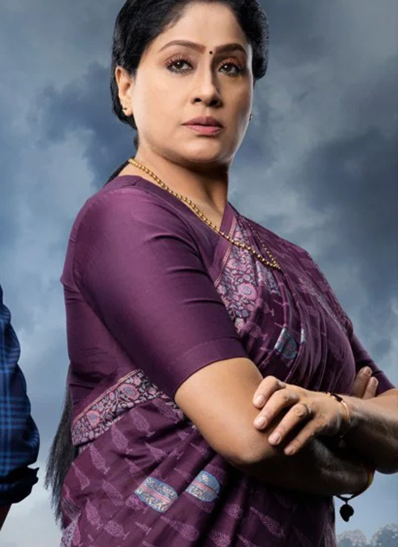 lady amithab,vijayashanthi,powerful role,a koratala-ntr movie,ntr pan india film  ఎన్టీఆర్ - కొరటాల ఓ సర్ప్రైజ్