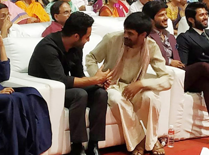 ntr,jabardasth mahesh,mahanati,rangasthalam  ఈ కమెడియన్‌ ఉబ్బితబ్బిబవుతున్నాడు! 