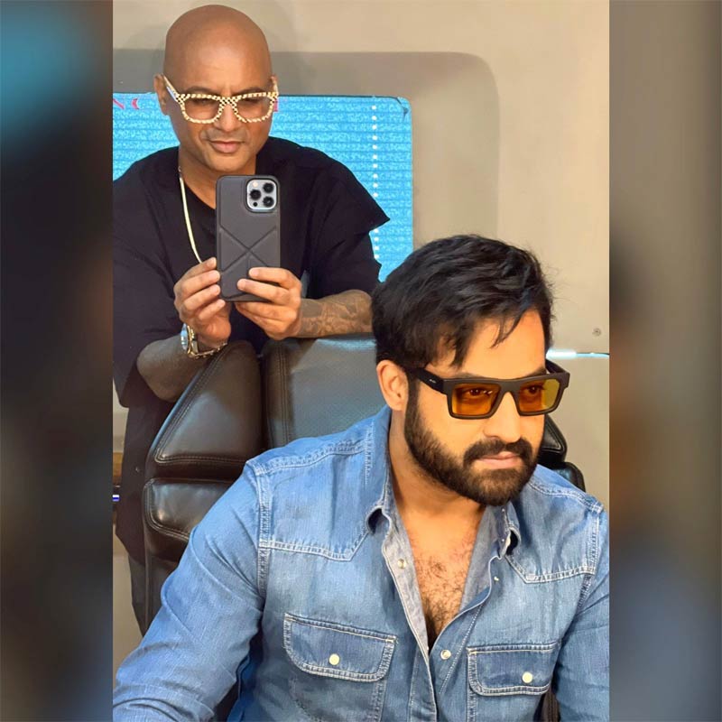 ntr,ntr new look,ntr fans  ఎన్టీఆర్ న్యూ లుక్: ఎగ్జైట్ అవుతున్న ఫాన్స్ 