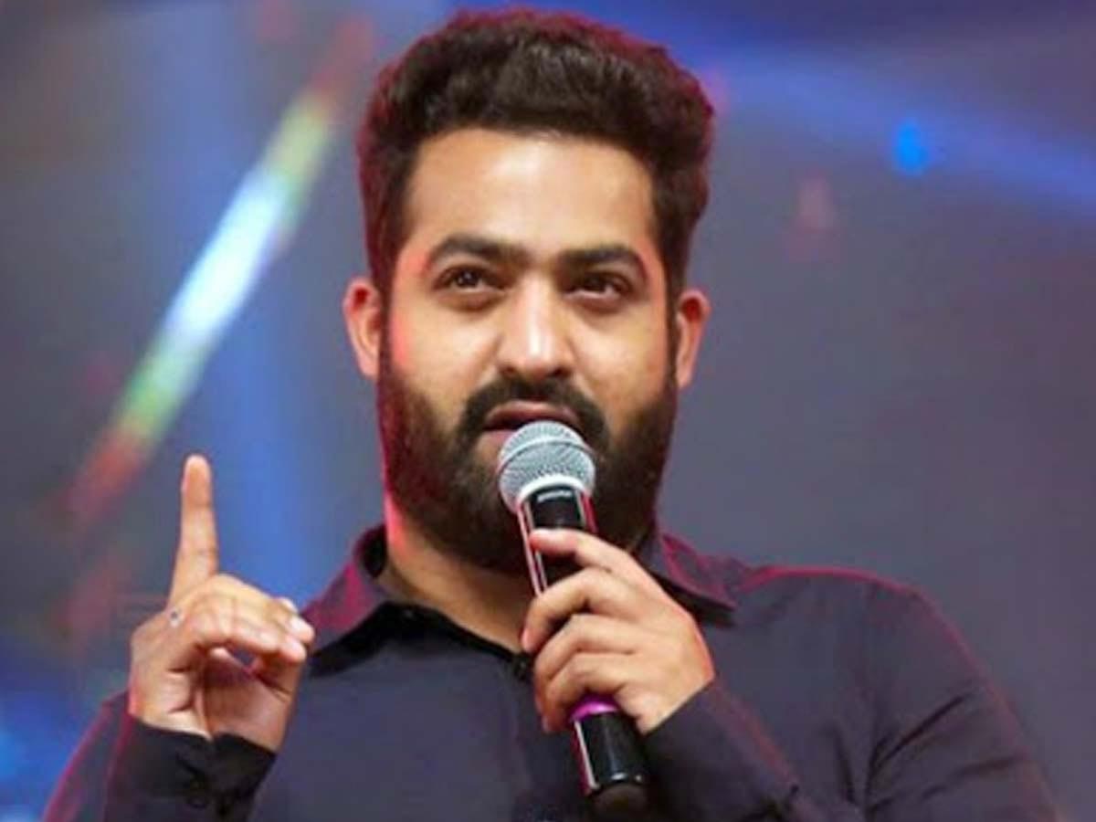 ntr,war 2  వార్ 2: ఎన్టీఆర్ రెమ్యునరేషన్ పై క్రేజీ న్యూస్ 