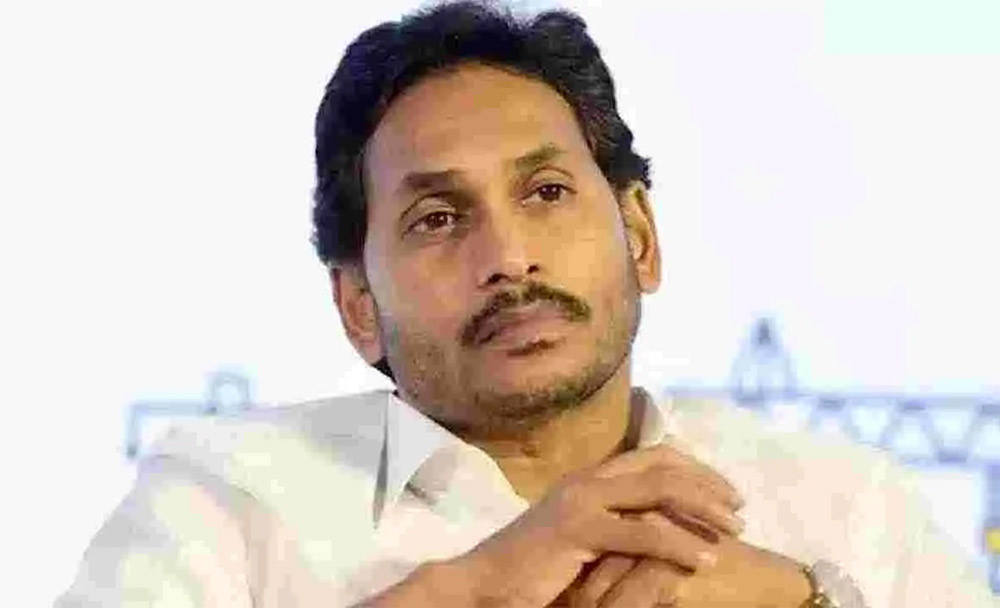 rajya sabha member,ysrcp  వైసీపీలో టెన్షన్.. ఆ ఒక్కడెవరు?