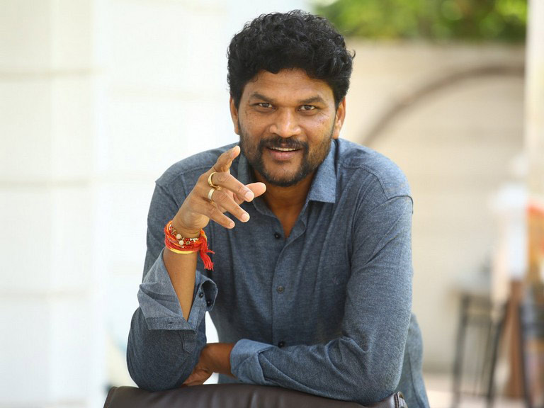 parasuram petla,director parasuram,sarkaru vaari paata movie,parasuram interview  మహేష్ తో చేయాలనేది నా డ్రీమ్: పరశురామ్ 