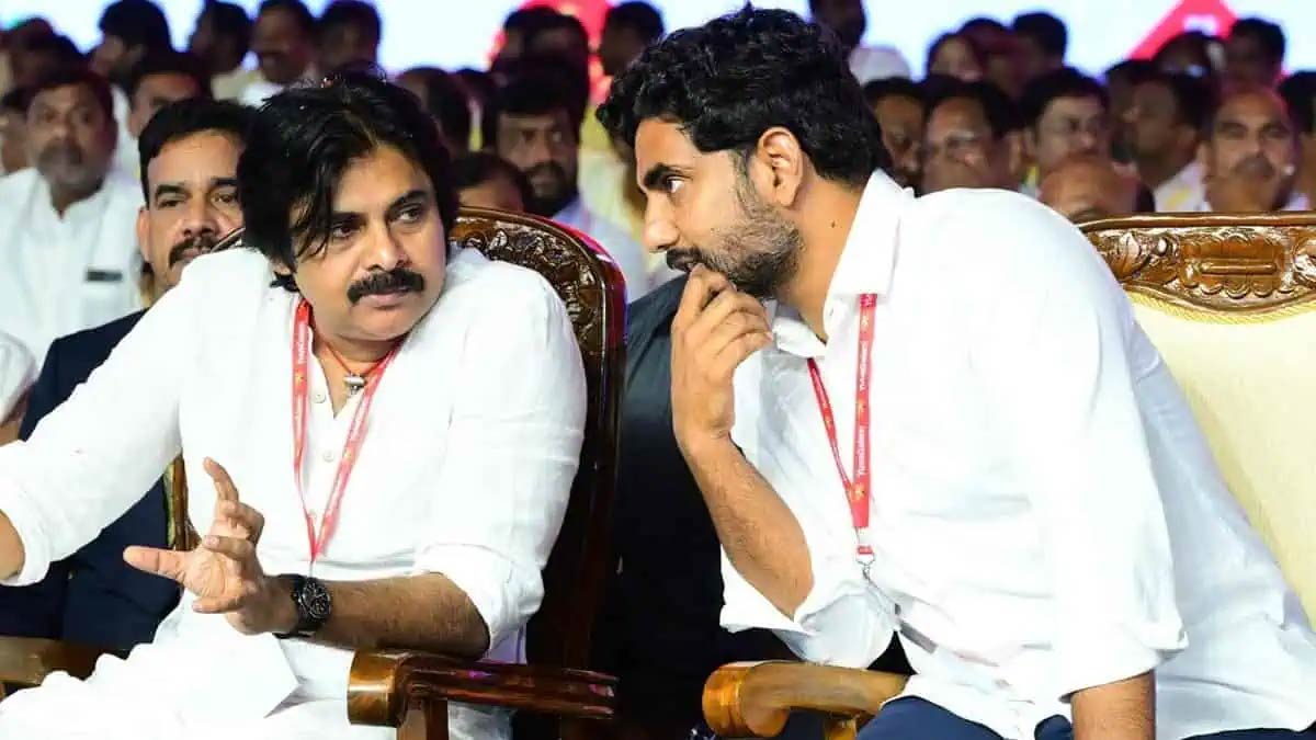 pawan kalyan  CMగా పవన్.. DCMగా నారా లోకేష్..!