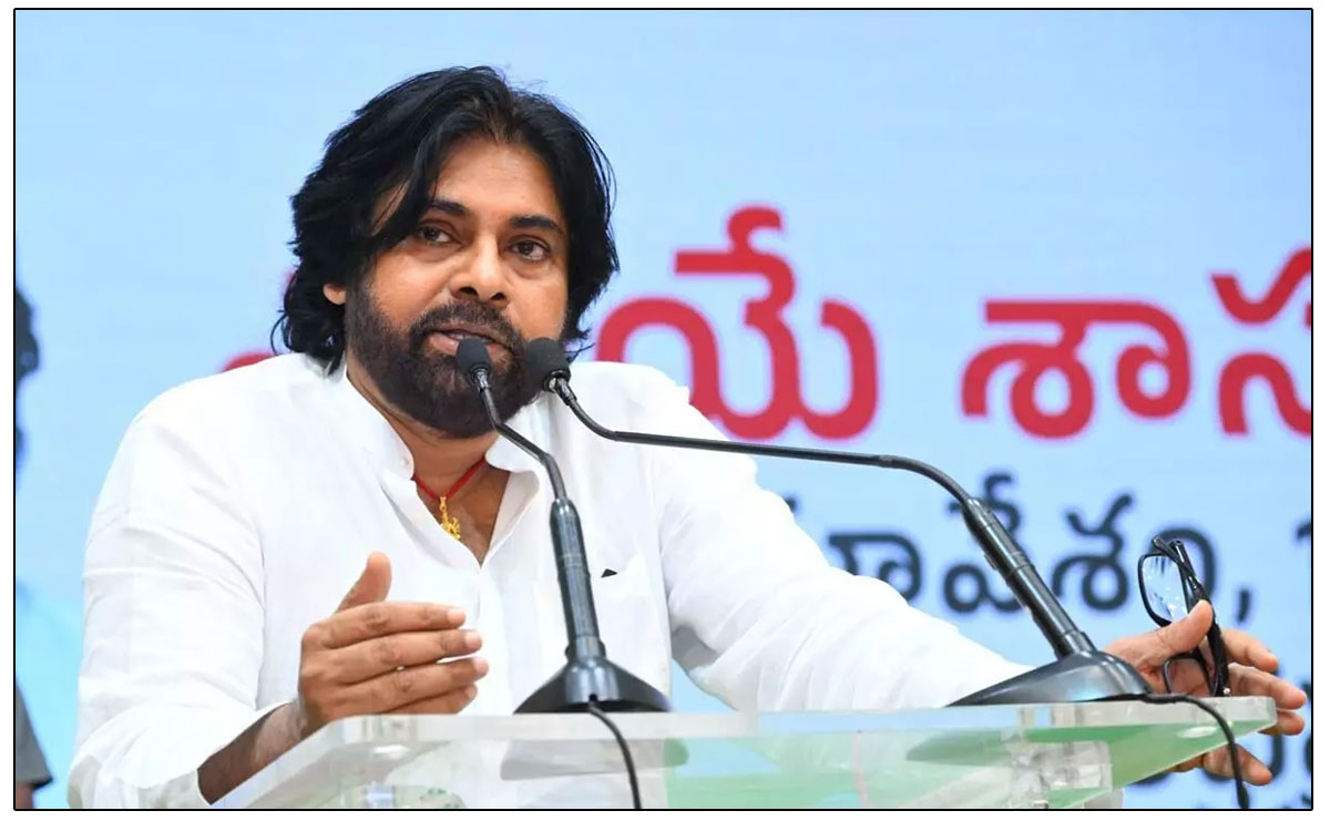 pawan  పిఠాపురంలో ఆస్తులు పెంచుకుంటున్న పవన్ 