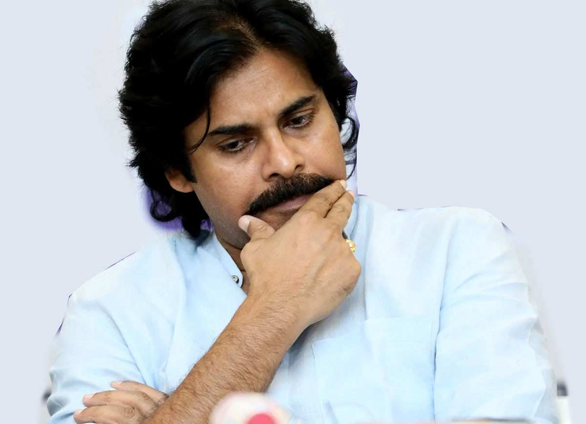 pawan kalyan  డిజప్పాయింట్ అవుతున్న పవన్ ఫ్యాన్స్ 