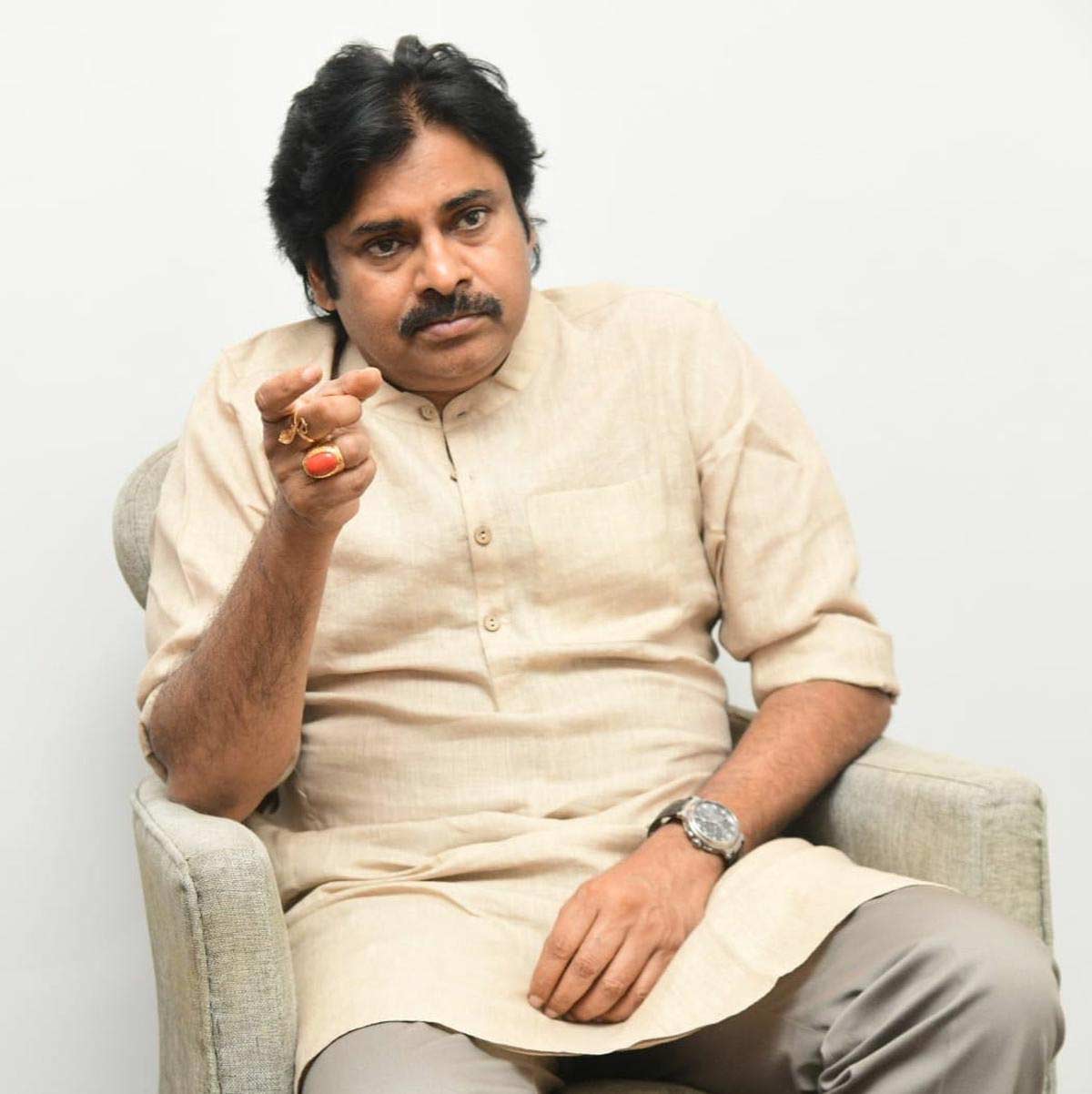 pawan kalyan  రిలాక్స్ మోడ్ లో పవన్