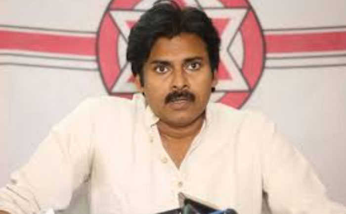 pawan kalyan,janasena,allegations,tdp,lokesh  పవన్.. ‘ఎవరో చెప్పారు’ అనేది ఆపుతావా?