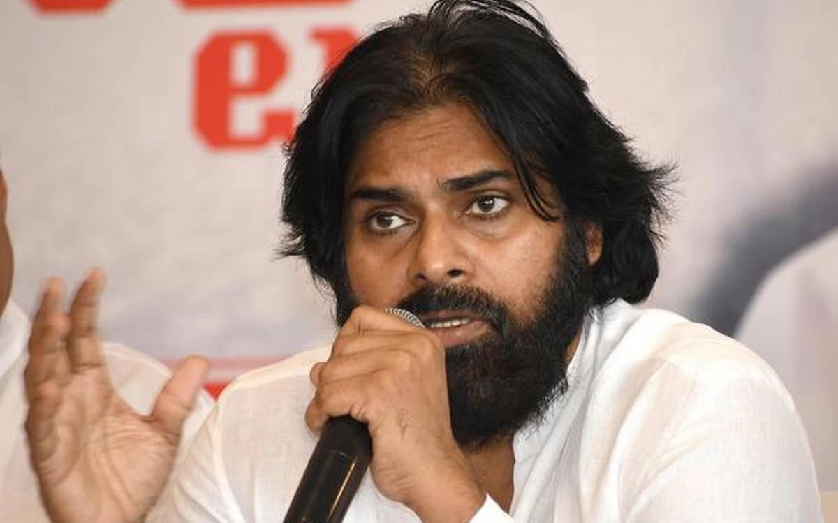 pawan kalyan,bjp,janasena,delhi,hyderabad  పని ముగించి పయనమైన పవన్ 