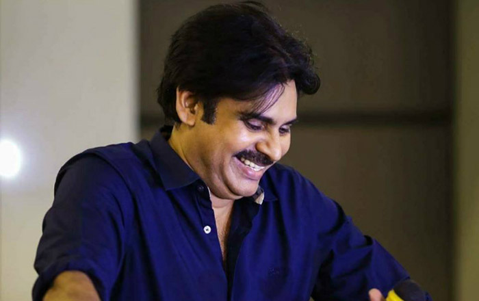 pawan kalyan,first love,computer class,pawan first love  జనసేనాని మొదటి లవ్‌ ముచ్చట్లు! 