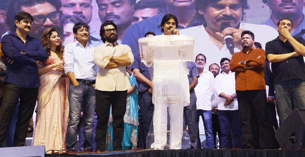 pawan kalyan speech  ఒకేసారి రేవంత్, జగన్‌లకి పవన్ క్లాస్