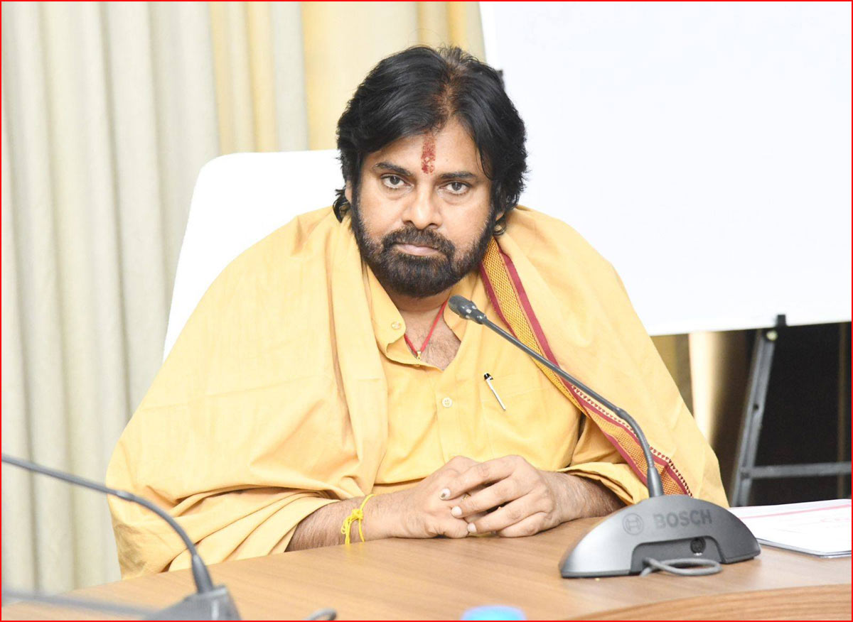 pawan kalyan  దీక్షలోకి దిగిన డిప్యూటీ సీఎం పవన్ కళ్యాణ్ 