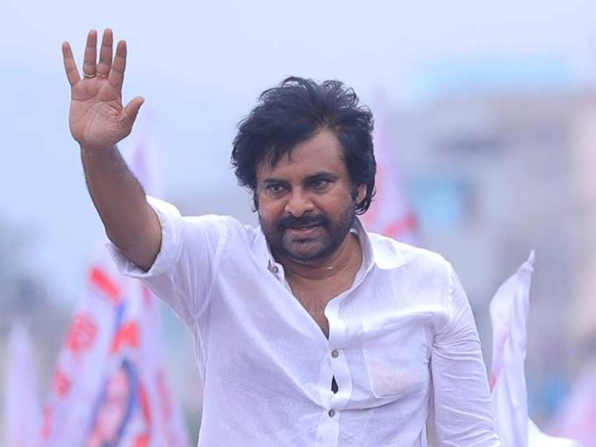 pawan kalyan  పవన్ సీఎం అభ్యర్థి కాదంటే ఊరుకునేలా లేరు!