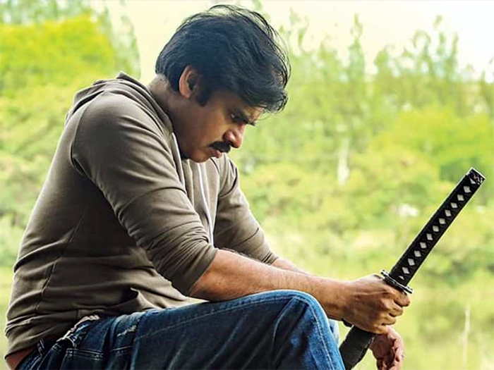 pawan three movies,pink remake,krish movie,details  పవన్ ముచ్చటగా ‘మూడు’.. పూర్తి వివరాలివిగో!