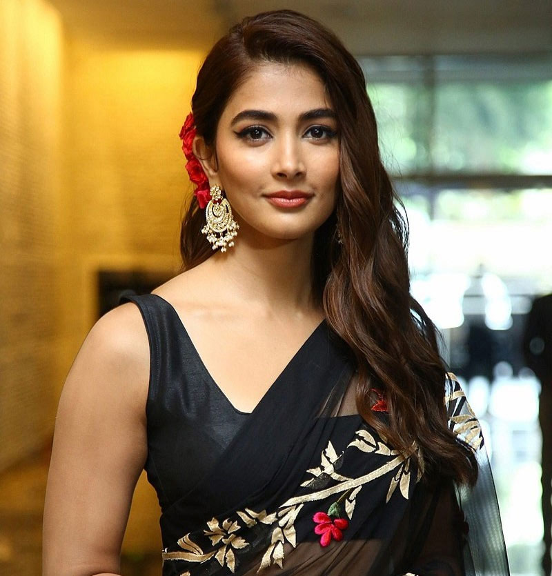 pooja hegde  పూర్వ వైభవం తెచ్చుకుంటున్న పూజ హెగ్డే 