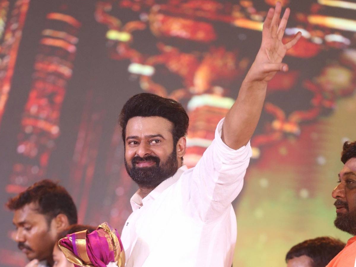 prabhas  మళ్ళీ విదేశాలకి ప్రభాస్ 