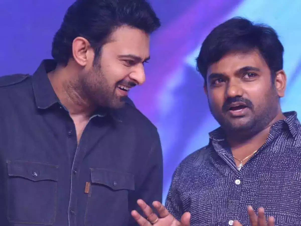 prabhas,maruthi,prabhas - maruthi cpmbo,prabhas - maruthi movie update  ప్రభాస్-మారుతీ ముహూర్తం కుదిరింది 