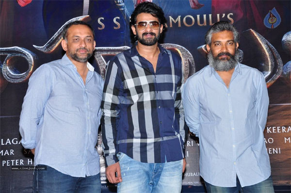 prabhas,rajamouli,shobu yarlagadda,bahubali,audio release date  'బాహుబలి' ఆడియో రిలీజ్ డేట్ వాయిదా..!