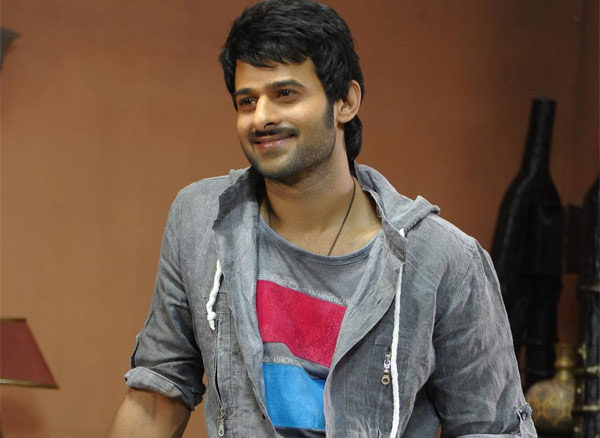 prabhas,sujith,bahubali 2,young rebel star,prabhas planning  ప్రభాస్‌ ప్లాన్‌ అదిరింది గురూ...!