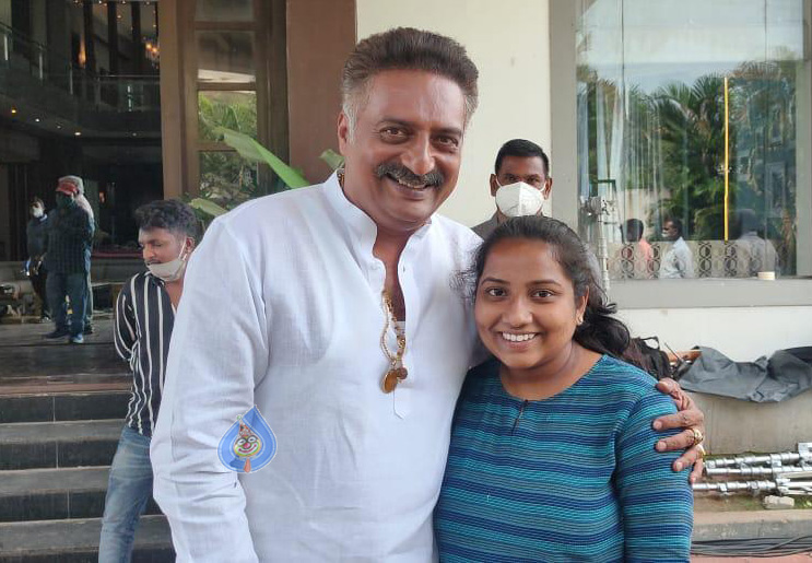 prakash raj,prakash raj helps poor student,  ప్ర‌కాష్‌రాజ్ సాయం!