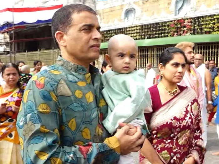 dil raju,tirumala temple  తిరుమలలో కొడుకు అన్వై తో దిల్ రాజు 