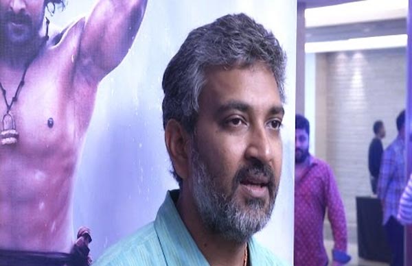 rajamouli,bahubali,art director manu jagadh,sabu siril  మేథోదోపిడి చేశాడంటూ రాజమౌళిపై విమర్శలు!