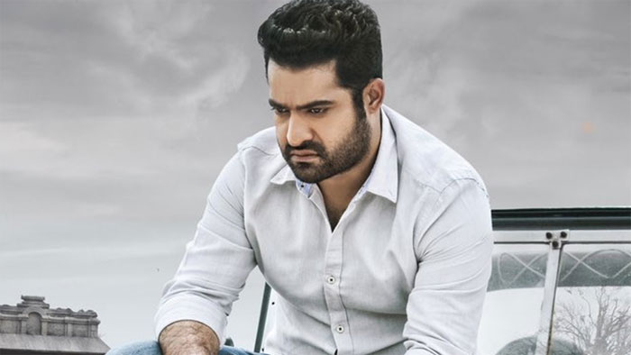 jr ntr,ss rajamouli,suggestion,surender reddy,young tiger,allegations  సూరి ఆరోపణలపై ఎన్టీఆర్‌కు జక్కన్న సలహా!