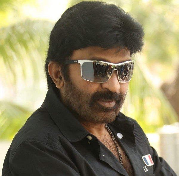 rajasekhar,srihari,villain roles,rajasekhar remuneration,rajasekhar demands  అవకాశాలు లేకపోయినా బెట్టు తగ్గడం లేదు! 