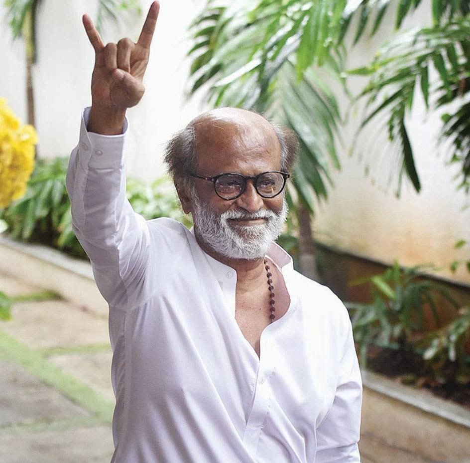 rajinikanth  సూపర్ స్టార్ ఇక రియల్ లైఫ్‌లో.. గవర్నర్..!