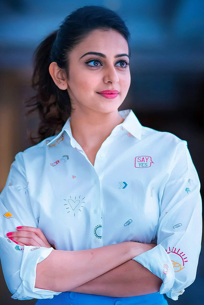 rakul preet  పవన్ ఆఫర్ - పట్టించుకోని రకుల్?