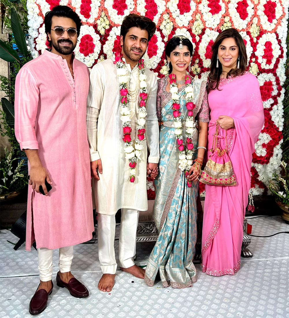 sharwanand,ram charan,rakshitha reddy  శర్వా ఎంగేజ్మెంట్ లో రామ్ చరణ్ దంపతులు 