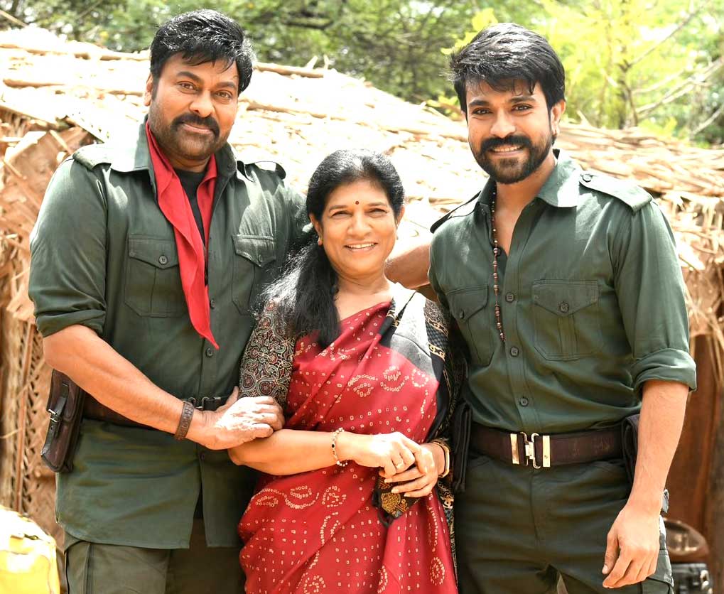 ram charan birthday wishes to his mother konidela surekha,acharya movie starring chiranjeevi,ram charan,konidela surekha birth day february 18th,megastar chiranjeevi with his wife surekha and his son ram charan  తల్లికి కోరుకున్న కానుకిస్తోన్న చరణ్ 