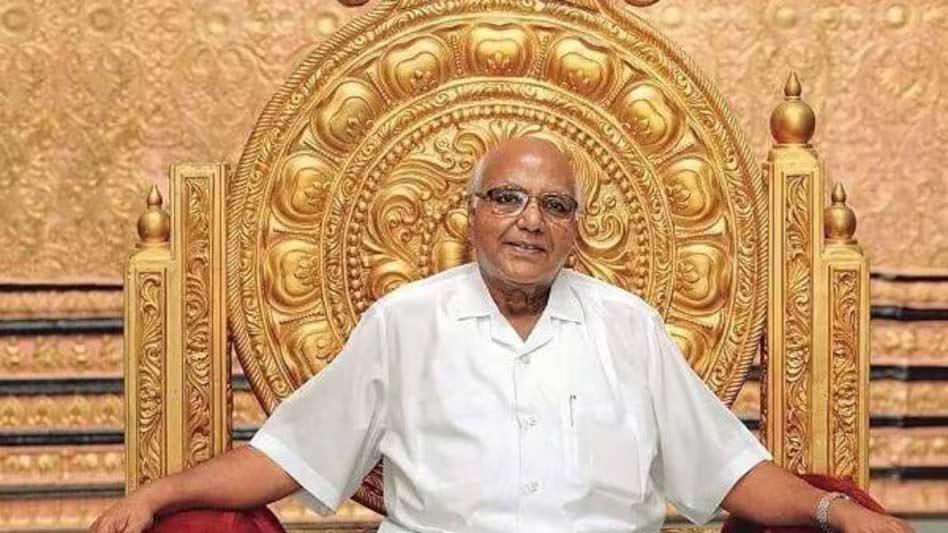 ramoji rao  తన స్మారకాన్ని తానే నిర్మించుకున్న రామోజీ