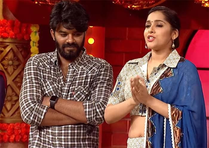 sudigali sudheer,on hyper  హైపర్ ఆదిపై రష్మీ-సుధీర్ ఫాన్స్ ఫైర్