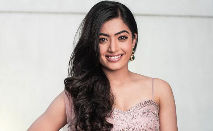 rashmika,jersey,bollywood,remake,karan johar,rashmika mandanna  రష్మిక కూడా ఇక జంప్..!