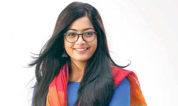 rashmika mandanna,cricket coach,hyderabad,vijay deverakonda  తెలంగాణ రాష్ట్ర క్రికెట్ జట్టులో హీరోయిన్!